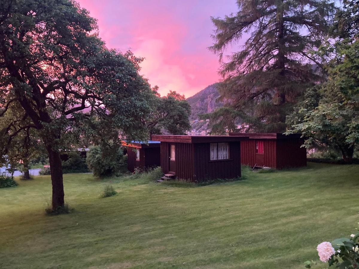 Hotel Nokling & Camping Hjelmeland Exteriér fotografie
