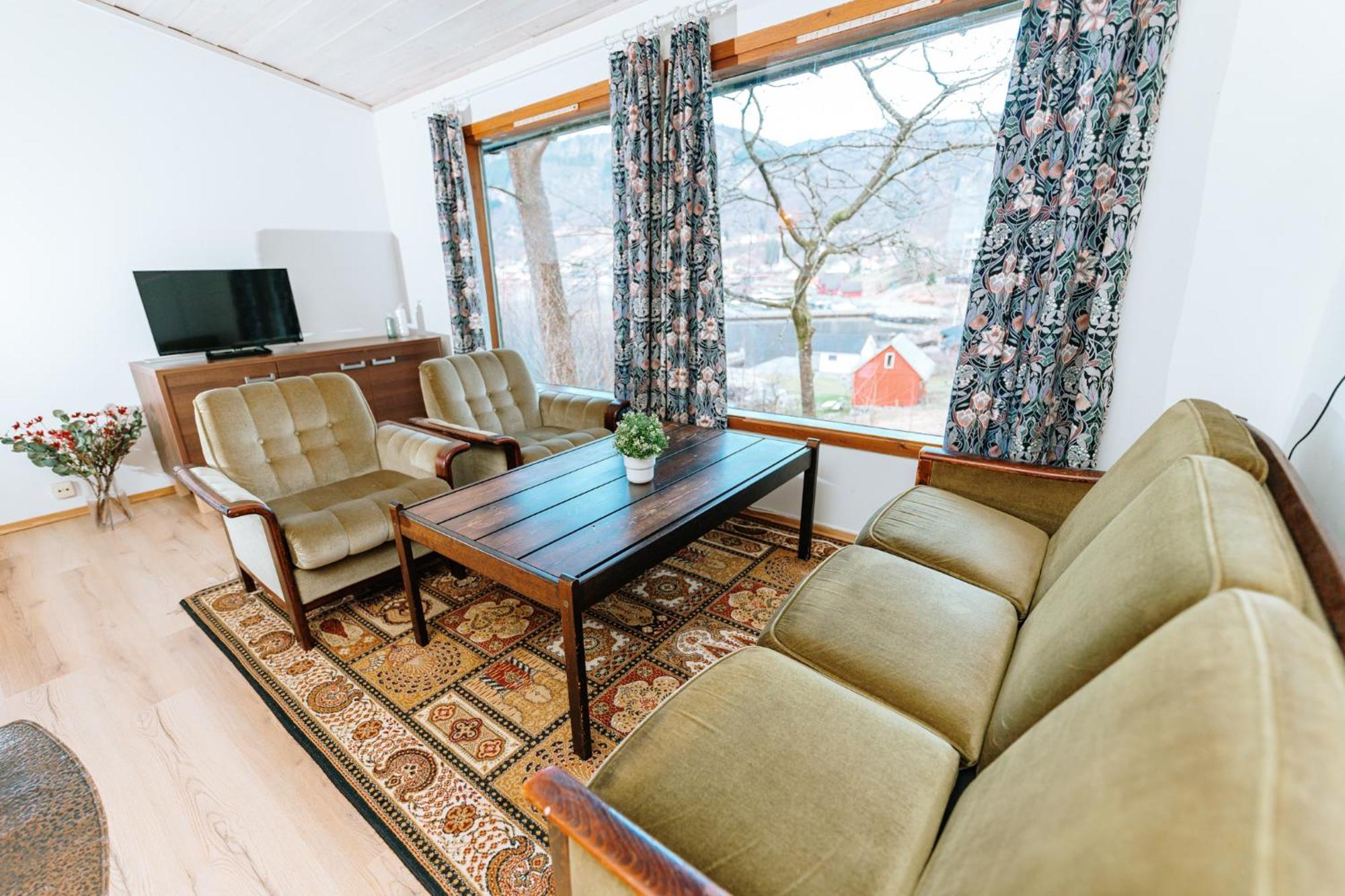Hotel Nokling & Camping Hjelmeland Exteriér fotografie